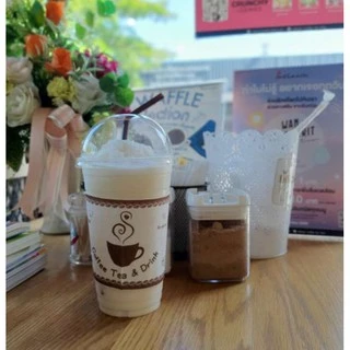 กระดาษทิชชู่ พันแก้วกาแฟ สีขาว และลายกาแฟ ขนาด 33 x 33 cm. พับ (1/8) เหมาะใช้กับแก้ว 16, 22 ออนซ์ จำนวน 500 แผ่น