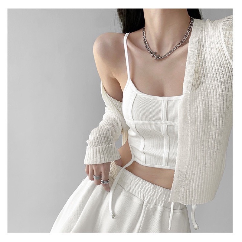 CHERISH (พร้อมส่ง) F13 เสื้อครอป สายเดี่ยว มีฟองน้ำ ดีไซน์พิเศษ ผูกข้าง ผ้ายืดได้ ผ้านุ่มมาก คุณภาพดีสุดๆ - รูปที่ 4