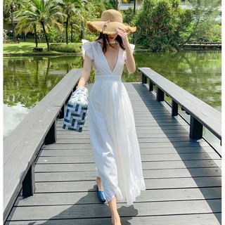 ** พร้อมส่ง ที่ไทย🇹🇭 **Maxi dress สีขาวคอวีแต่งแขนระบาย DS075