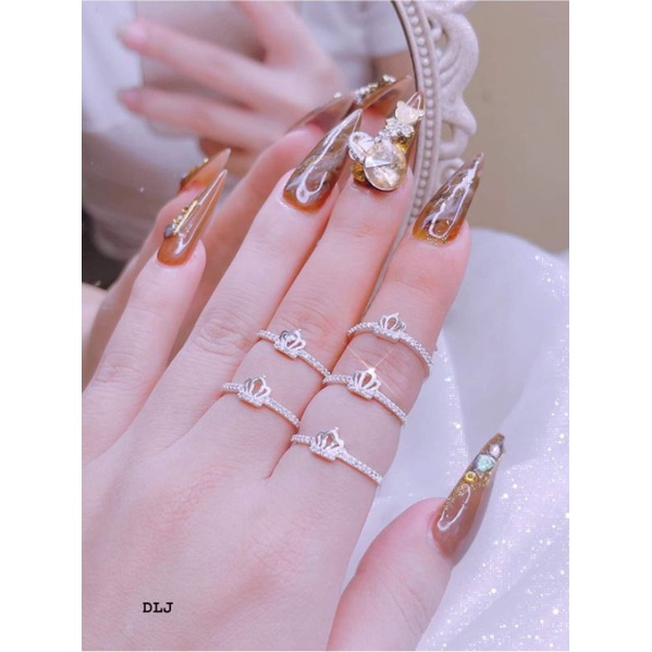 SMALL Womens SILVER RING CROWN MODEL