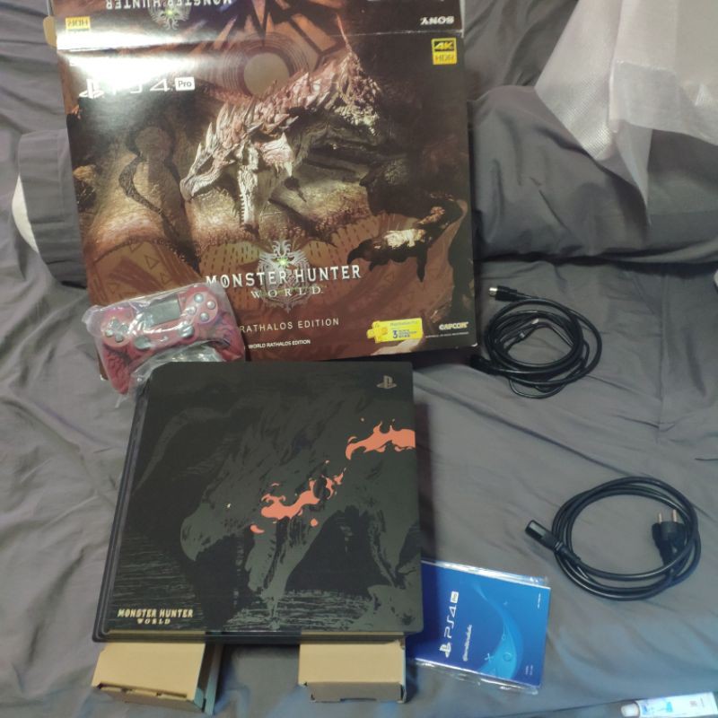PS4 PRO MONSTER HUNTER WORLD RATHALOS EDITION - thanwa28 - ThaiPick