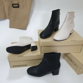 บูทสั้น Shot Boots พร้อมส่ง @everyseasonstudio