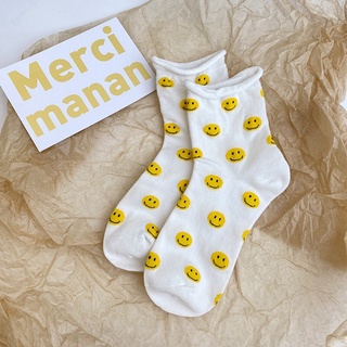 (พร้อมส่ง) ถุงเท้า smile socks :) so so cute make you happy ☺️💘 ทำจากผ้าฝ้าย นุ่มสบาย ไม่อับ มีดีเทลข้อแบบย่นๆ น่ารักมาก