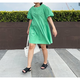 puff sleeve short dress เดรสคอกลมสีซอฟท์ๆ น่ารักทั้ง 2 สี แมทช์กับผ้าใบหรือบู้ทน่ารักเลยค่า