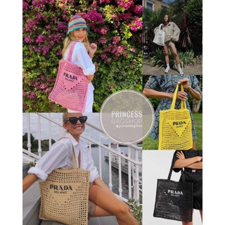 กระเป๋าถัก กระเป๋าสาน ปราด้า Raffia tote bag กำลังฮิตสุดๆๆ(สินค้าพร้อมส่ง)