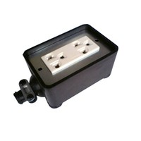 PJR **มีขายส่ง **ราคาต่อตัว** มีขายส่ง บล็อกยางสนามมีปลั๊กกราวน์คู่ 2x4 กราวน์คู่ รุ่นใหม่ / รุ่นเก่า