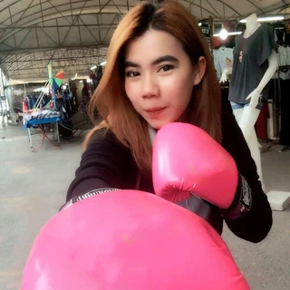 THAIBOXING นวมชกมวยหนังเทียม Made in Thailand