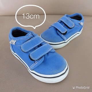 Vans รองเท้าผ้าใบ มือสอง size 13 cm.