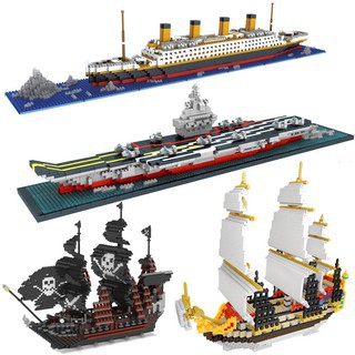 【พร้อมส่ง】บล็อกตัวต่อเรือโจรสลัด ไททานิค 3D ขนาดเล็ก สีดํา 1860 ชิ้น DIY