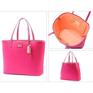 ลดราคาพิเศษ!! Coach Park Metro Neoprene Tote F29142