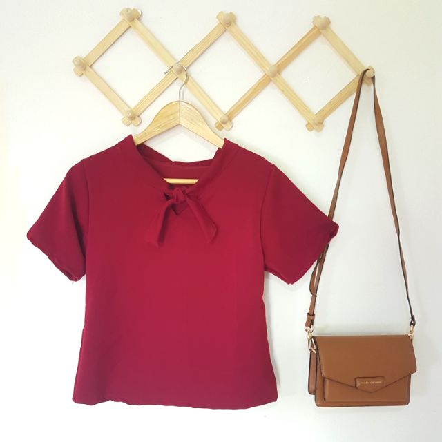 เสื้อฮานาโกะโบว์คอ เลือกผูกได้ตามใจชอบ139฿