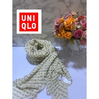 ผ้าคลุมไหล่ผ้าพันคอ Uniqlo