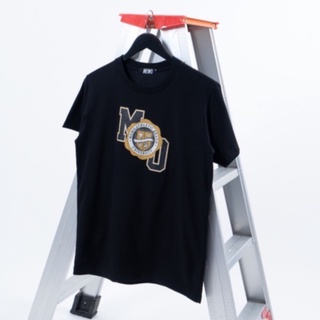 เสื้อยืดใหม่เสื้อยืด Memo Clothing  ผ้า Cotton สกรีนวินเทจ รุ่น UNIVERSITY สินค้าลิขสิทธิ์แท้S-3XL