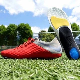 SIDAS Football 3D (V2) Insoles แผ่นรองเท้าสำหรับฟุตบอล ลดอาการบาดเจ็บ เพิ่มประสิทธิภาพในการเล่น
