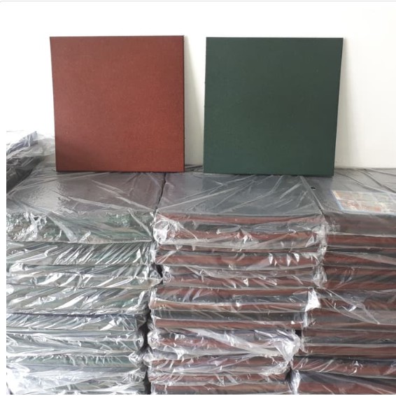 RUBBER TILE CARPET 50 x 50 x 2 CM FITNESS MAT COMMERCIAL GYM CARPET RUBBER MAT