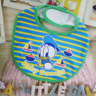 SALE !! ผ้ากันเปื้อน ผ้ากันน้ำลาย โดนัลด์ดั๊ก สีเขียว