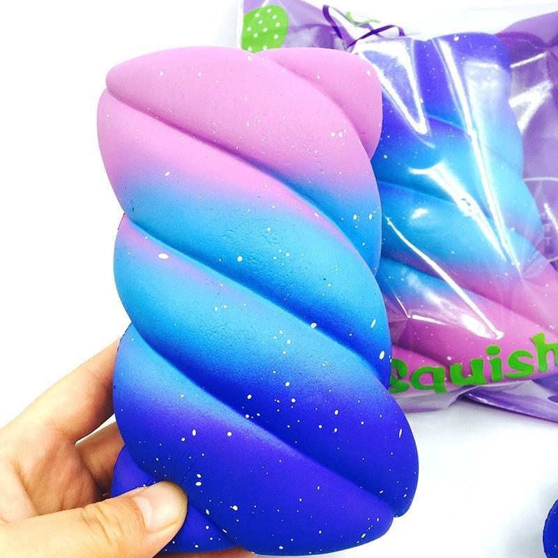 ของเล่นบีบ Squishy สีรุ้งสำหรับบีบคลายเครียด