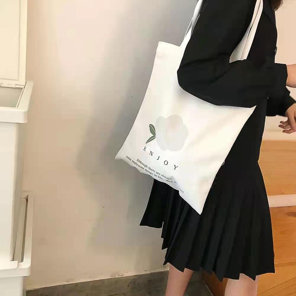 Hotwind​ (พร้อมส่ง) ​กระเป๋า​ผ้าแคนวาสแฟชั่นสไตล์​เกาหลี​สุดฮิต NO.AAA - รูปที่ 4