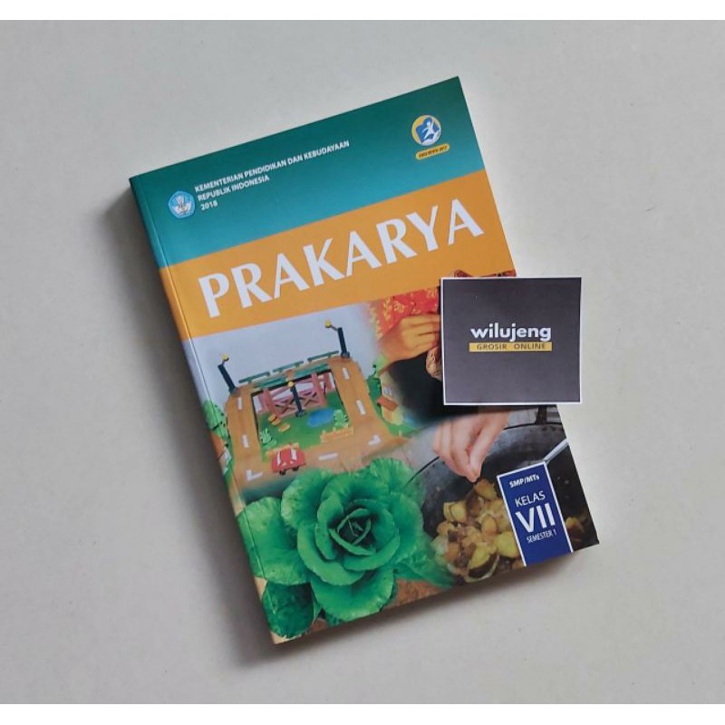 หนังสือนักเรียนสําหรับงานหัตถกรรม 7 Semester 1 SMP MTS กระทรวงศึกษาธิการและวัฒนธรรม (500gr)