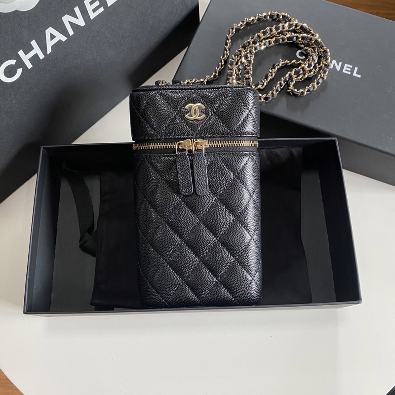 New chanel phone case holo 31 Fullset no rec