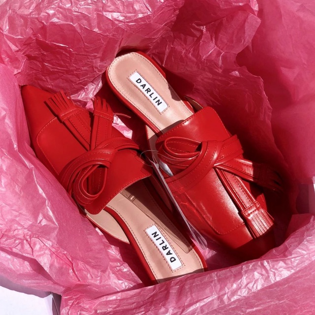 รองเท้าหนังแท้ (จากร้าน Darlin jewelry)