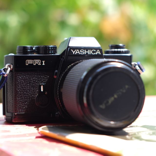 Yashica FR1 + Lens yashica 70-210mm