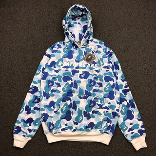 A BATHING APE เสื้อกันหนาวมีหมวกพิมพ์ลายพรางสีฟ้าสีขาวลายโลโก้