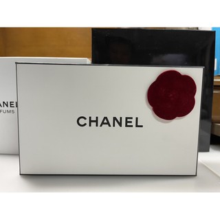 CHANEL BOX กล่องใส่ของขวัญ