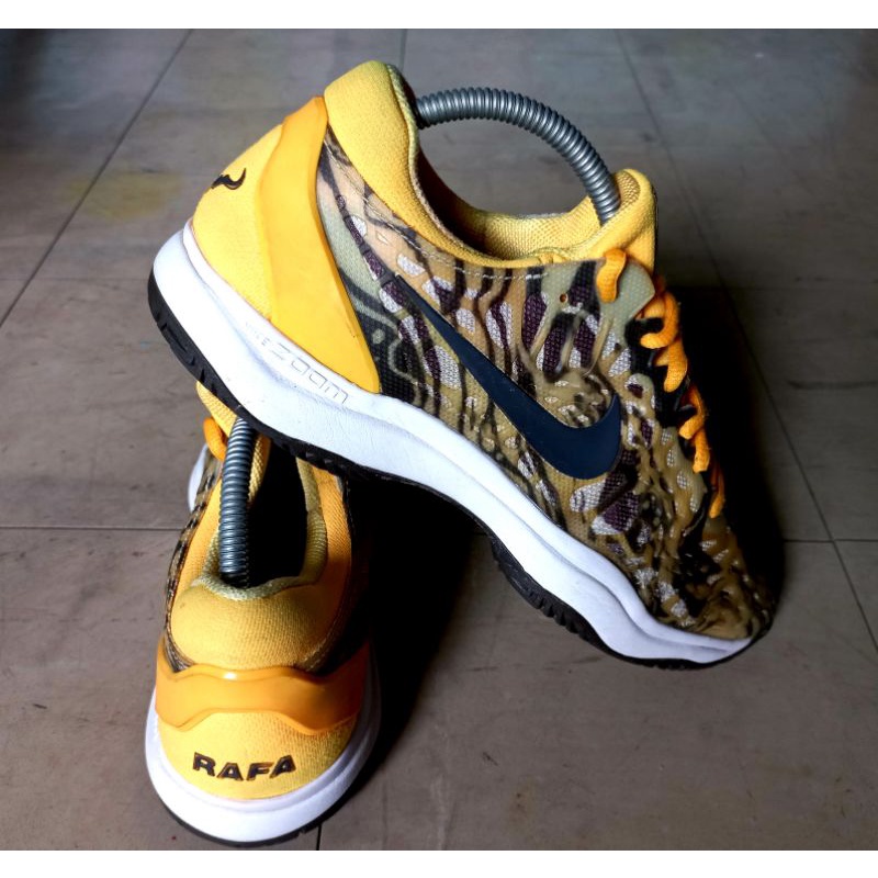 รองเท้ามือสองของแท้💯 Nike ZOOM RAFA Size 41