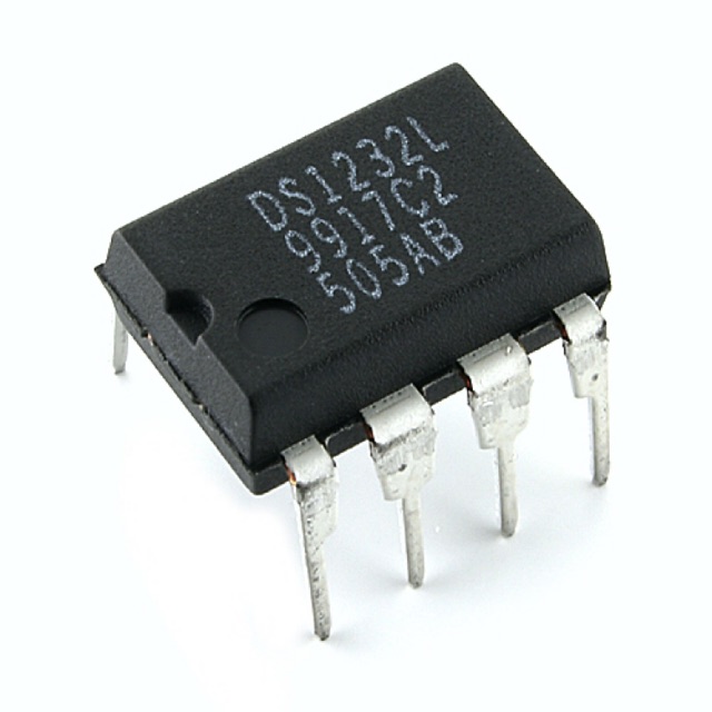 DS1232 DS1232L Micro Monitor Chip