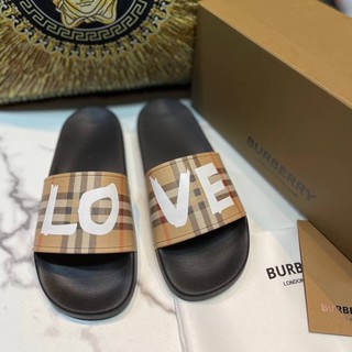 รองเท้าแตะ BURBERRY Love Print Vintage Check Slides