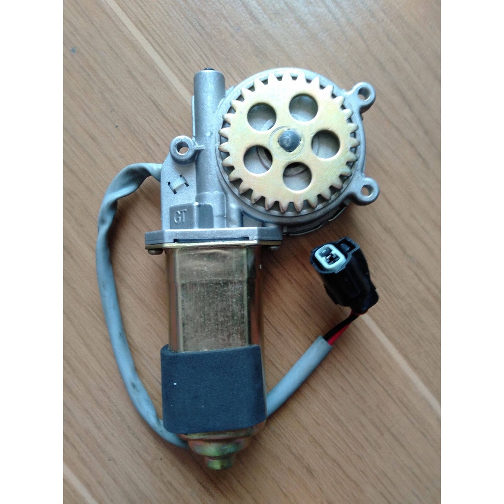 มอเตอร์กระจกไฟฟ้า Isuzu Dragon Eye (อีซูซุ ดราก้อน อาย) ข้างขวา มอเตอร์ใหญ่ เฟืองใหญ่ (แท้ญี่ปุ่น มื