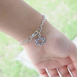 กำไลข้อมือ the star of david