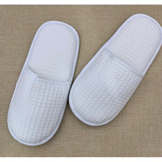 White Slipper waffle close toes size 11" (สลิปเปอร์)