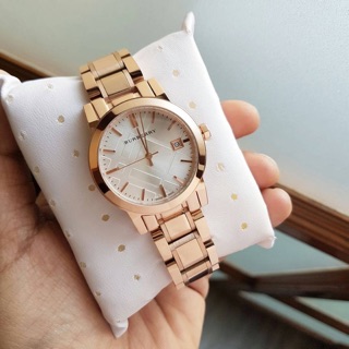 BU9104 ขนาด 34mm. มีพร้อมส่งค่า Burberry Watch Womens Swiss Rose Gold Tone Stainless Steel Bracelet