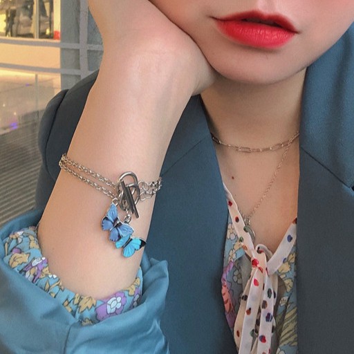 (c-001) กำไลข้อมือรูปผีเสื้อ เครื่องประดับสร้อยข้อมือโซ่จี้ผีเสื้อคลาสสิก สไตล์เกาหลี. 