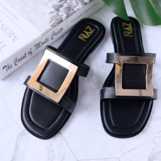 ซินสตูดิโอ : ZYN STUDIO VIVER SANDALS BLACK