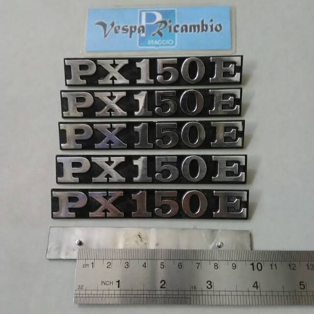 สัญลักษณ์ Vespa PX150E