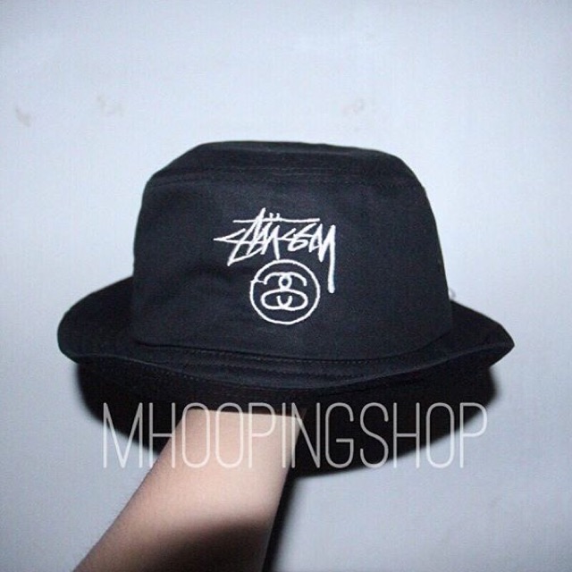 หมวก stussy