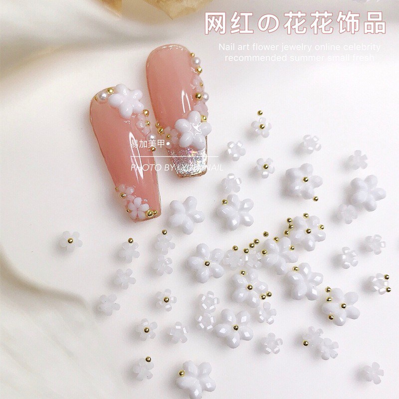 ดอกไม้อะคริลิคขาว ดอกไม้สีขาวแต่งเล็บ+ไข่ปลา เงิน /ทอง /โรสโกล์ ดอกน่ารักใส่แล้วดูปัง ดูดีหรูหราสุดๆ ราคา ถูกที่สุด ดีลบีเคเค แกลเลอรีภาพที่ 4