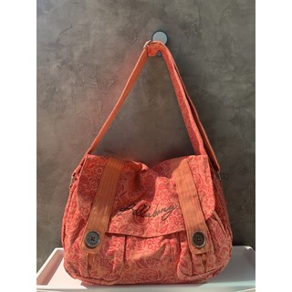 กระเป๋าผ้า billabong สีส้ม สามารถ crossbody ได้ สภาพดี