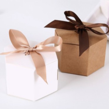 🍑GIFT🍑 กล่องกระดาษ ของขวัญ ของชำร่วย งานแต่ง สีน้ำตาลขาว