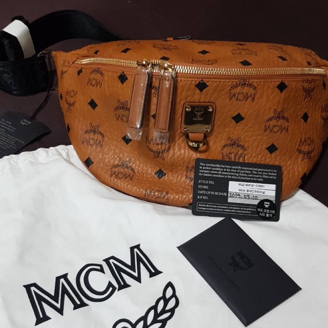 กระเป๋าคาดอก MCM แท้ 100% การ์ด อุปกรณ์ครบ เพิ่งซื้อมาวันที่ 10/05/2019
