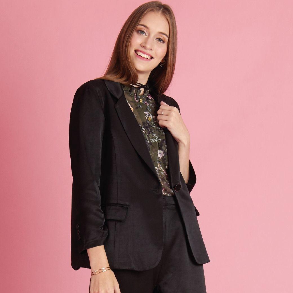 JOUSSE Fashion Jacket เสื้อแจ็คเก็ตจู๊สส์ เสื้อแจ็คเก๊ต แขนยาว สีดำ JR3IBL