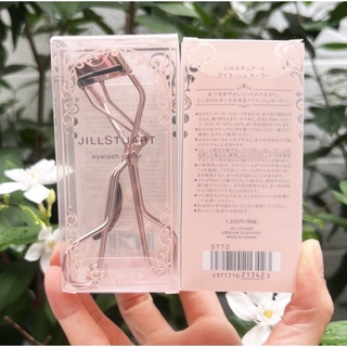 Jill Stuart Eyelash Curler  ที่ดัดขนตาที่ได้รับการออกแบบมาเป็นอย่างดี สวยงามมากๆ ประดับเพชร