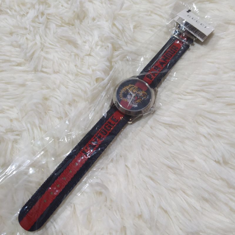 นาฬิกา GUCCI หน้าเสือ เท่สุดๆ มือ 1 ของแท้💯พร้อมส่ง