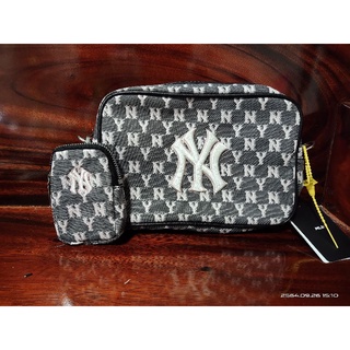 JACQUARD MONOGRAM UNISEX NEW YORK YANKEES สีดำ ป้ายห้อย