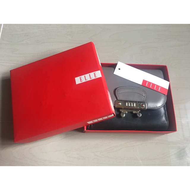 กระเป๋าตังค์ ELLE