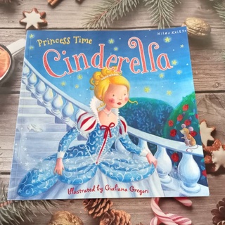 หนังสือปกอ่อน Princess Time Cinderella มือสอง