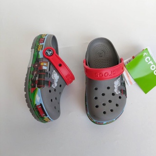 รองเท้าแตะ crocs สําหรับเด็ก